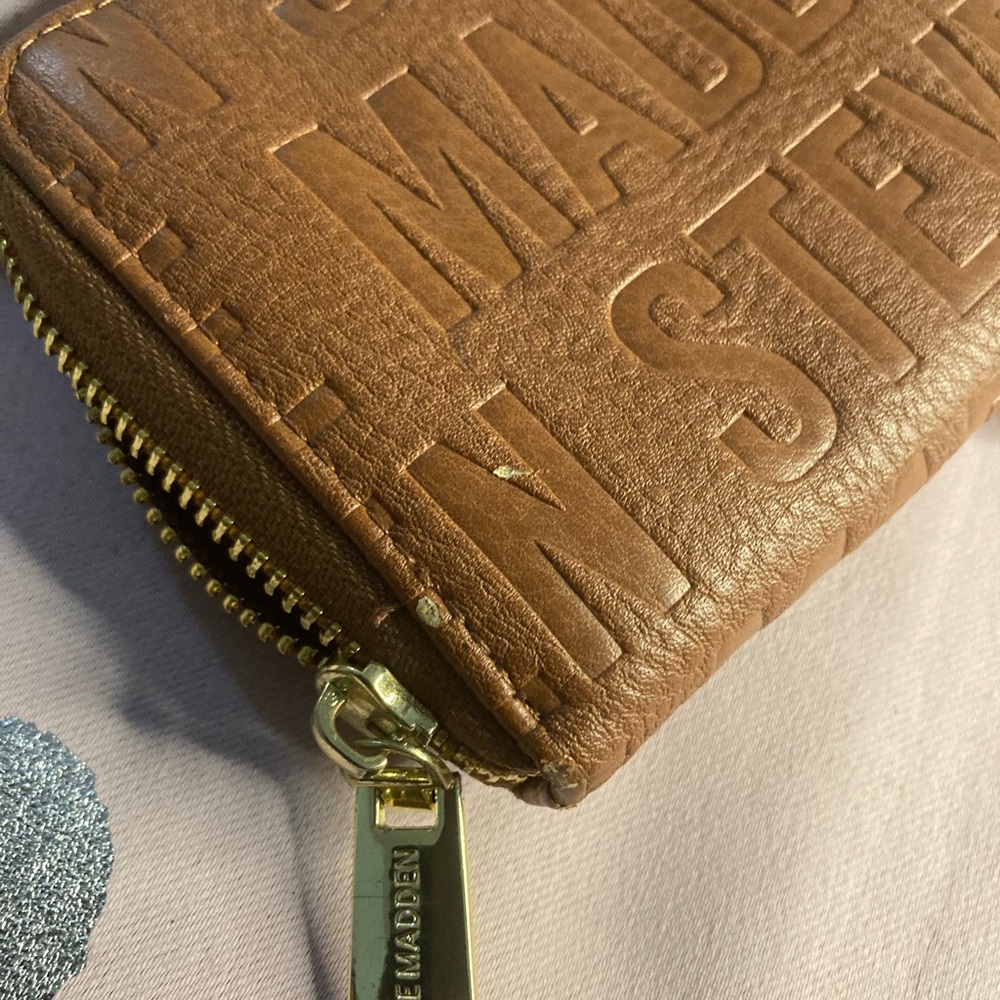 Used wallet - Picture 5 of 6
